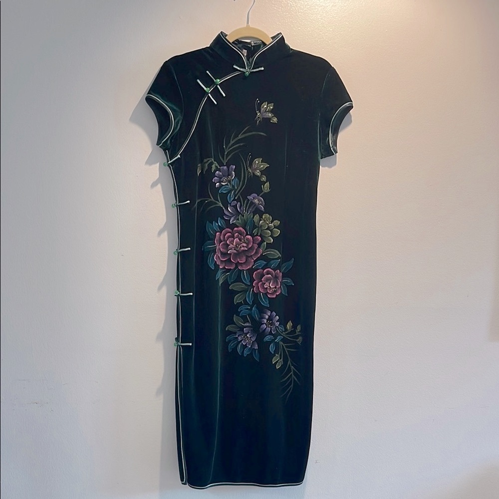 Green Vintage Mandarin Collar Cheongsam Maxi Dress with Floral Embroidery XL